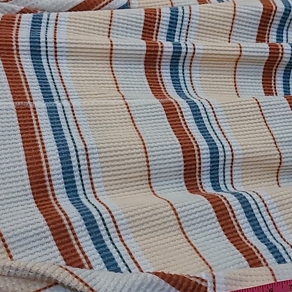 Urban Outfitters Out From Under Jojo Oversized Thermal Button-Front Top Size Med - Picture 11 of 14